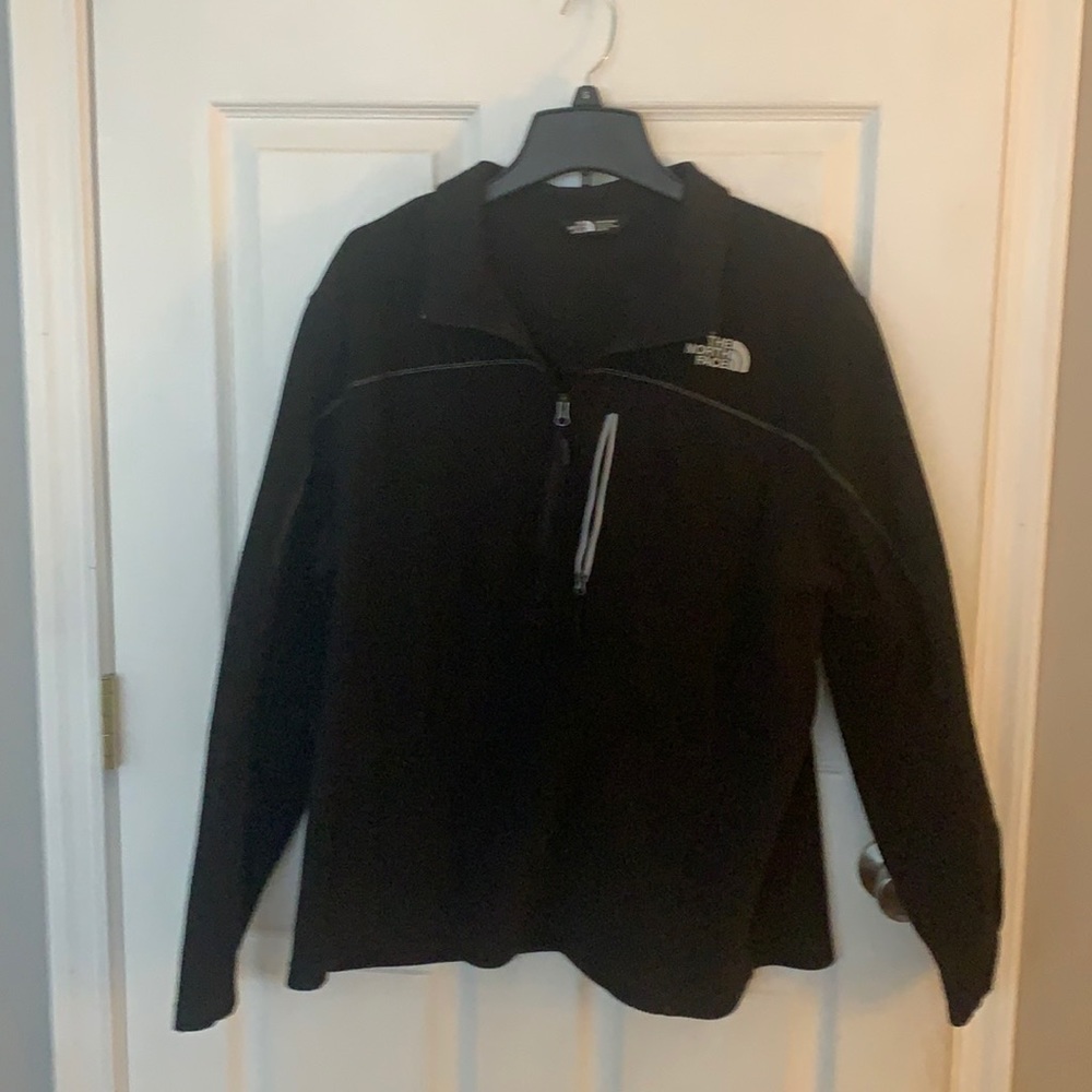 Men’s north face pullover